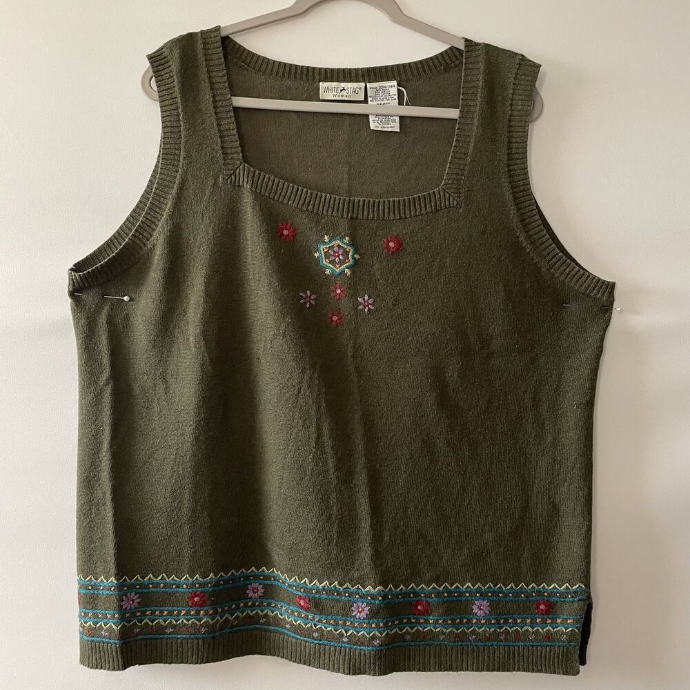 Y2K White Stag Women's Green Embroidered Knit Tank Top Size 22W/24W